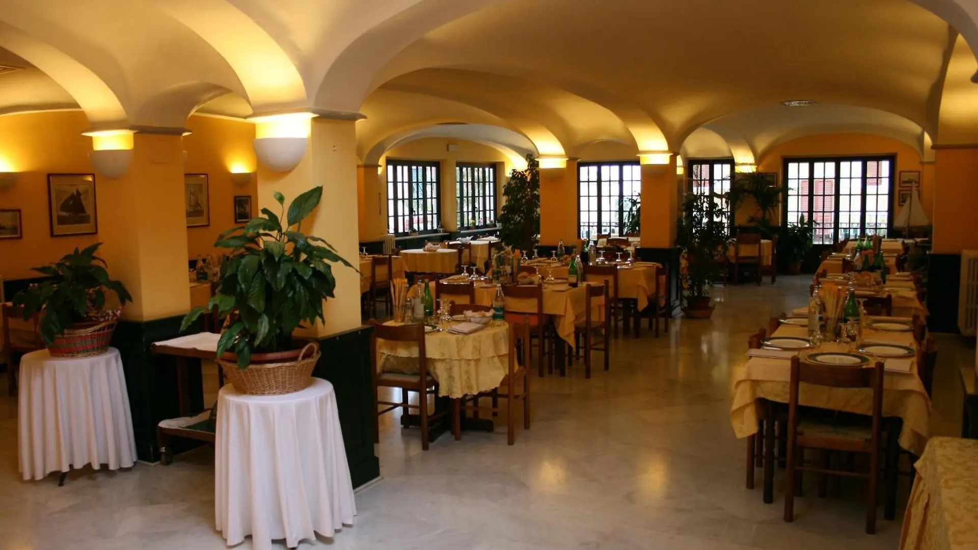 Mh Hotel ואראצה איטליה